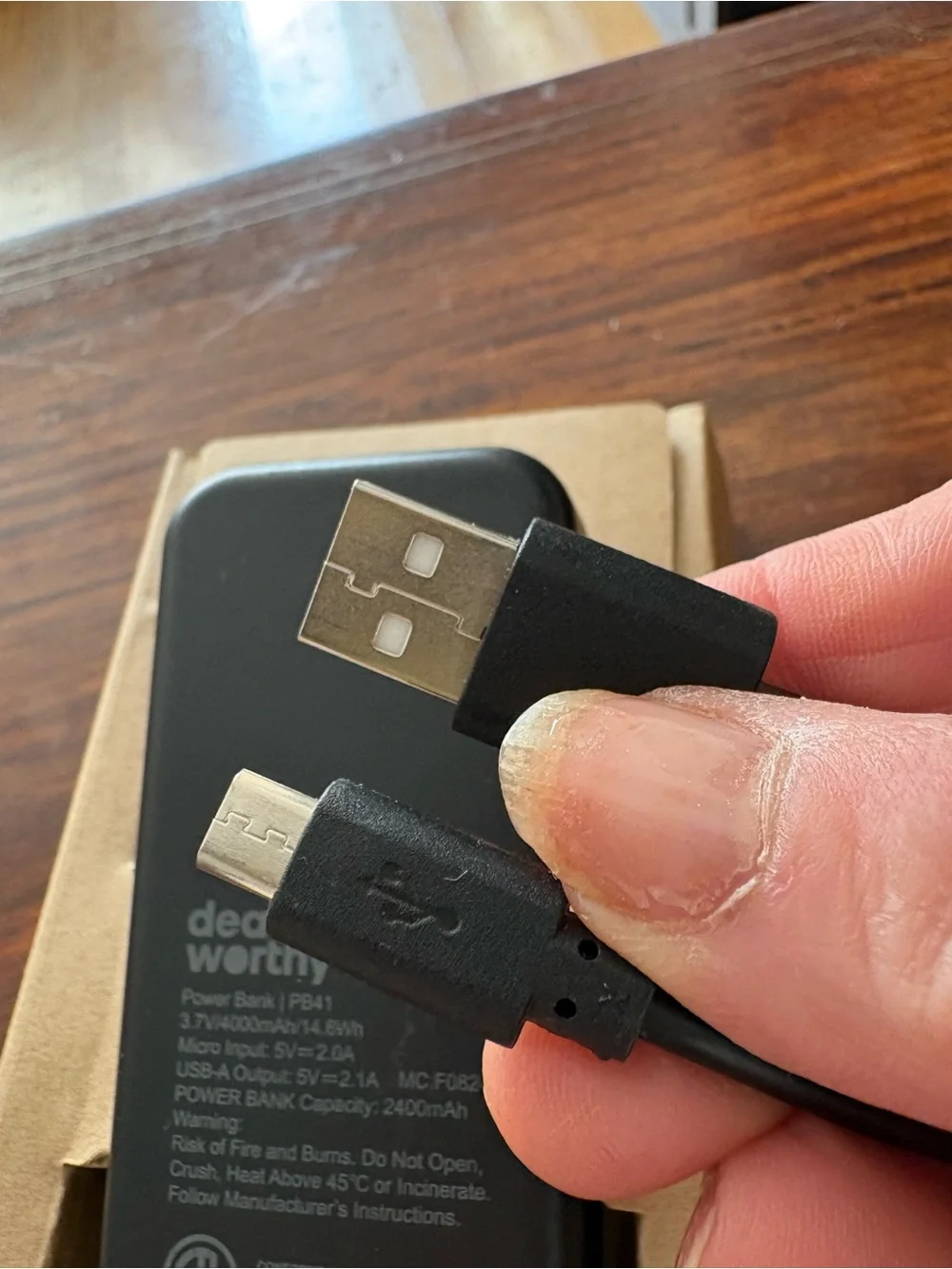 Dealworthy 4000mAh Portable Power Bank - Black
